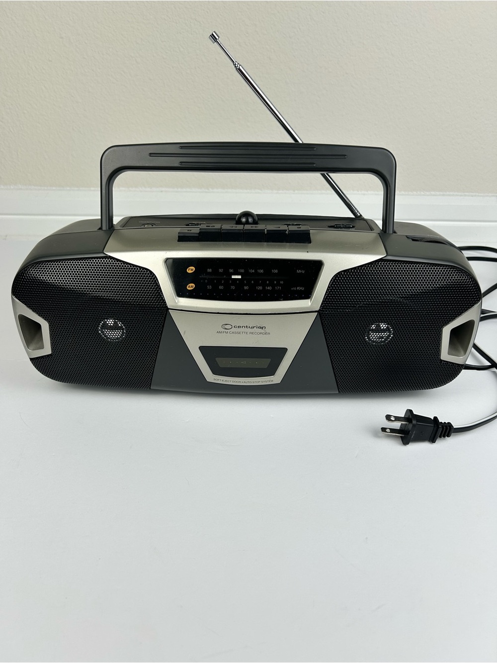 Centurion C839G Portable AM FM Cassette Stereo Boombox Radio AC/DC